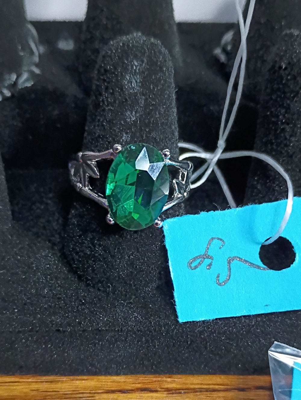Emerald Green Oval Crystal Ring - Women Jewelry